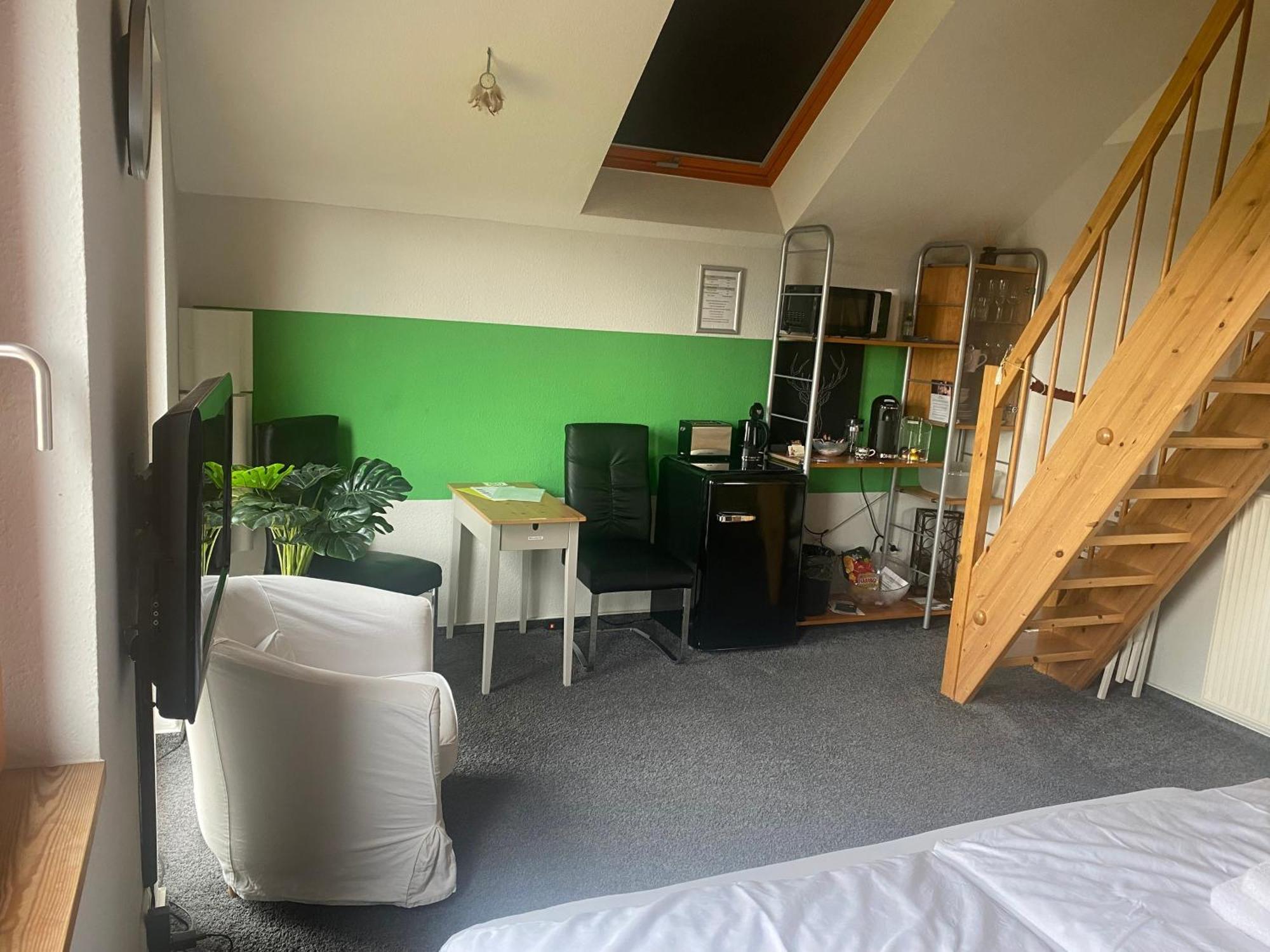 Maisonette-Ferienzimmer Am Backhausgarten Флонхайм Экстерьер фото
